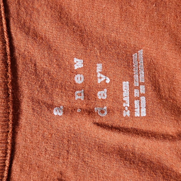 A New Day Orange Relaxed Short Sleeve Tee, Size XL - Picture 2 of 5
